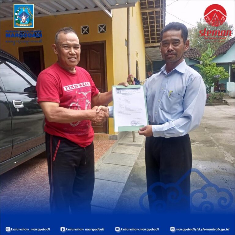 gambar_PENYERAHAN HADIAH 90 M DI PADUKUHAN GROGOL X KADIPIRO